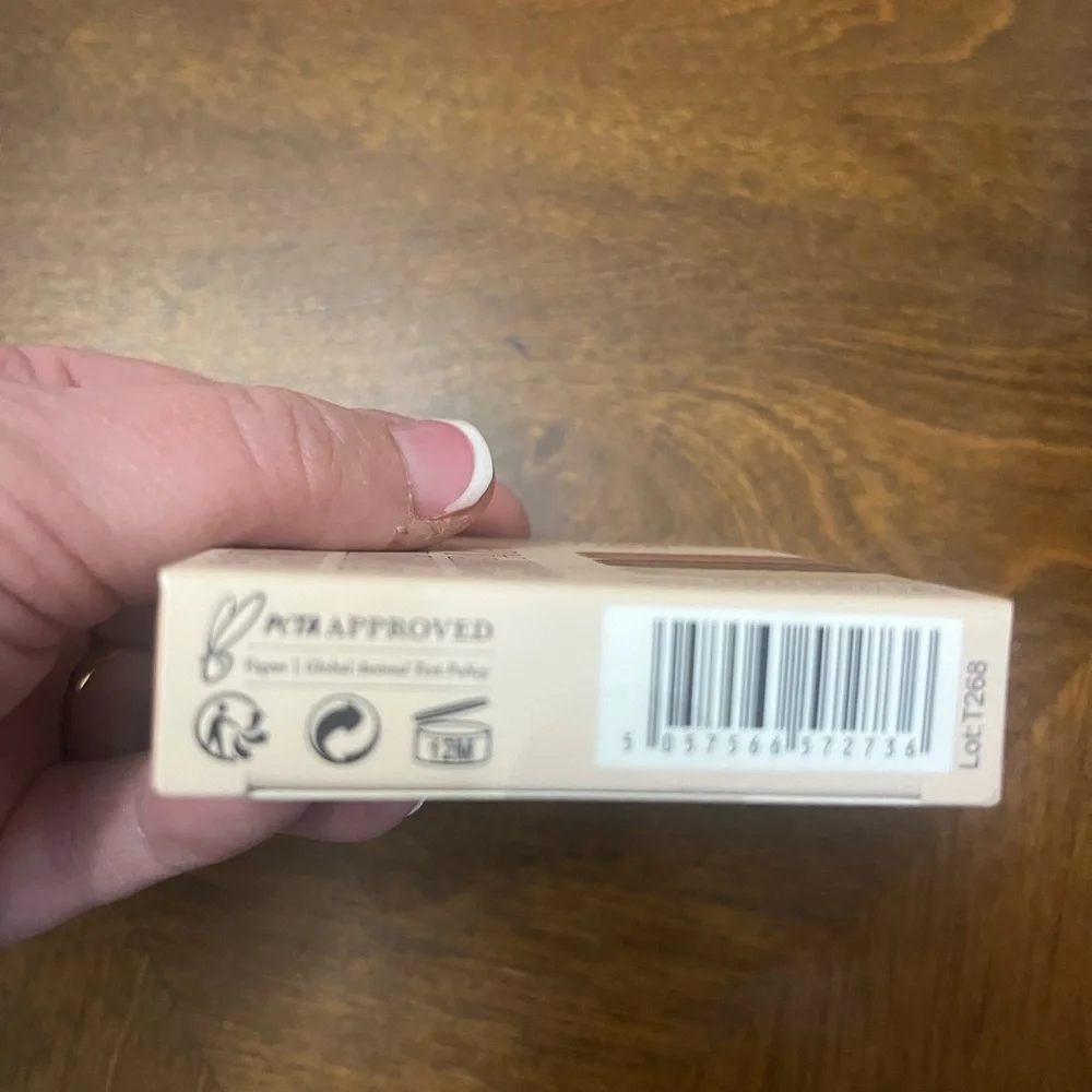 Revolution Pink and Brown Contour Bronzer Palette